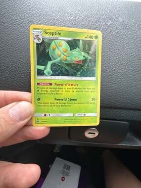 Sceptile Pokemon Sun & Moon Celestial Storm Trading Card
